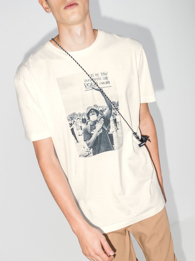 Protests Print T-shirt