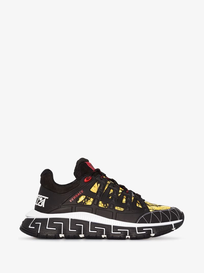 Black Trigreca Low Top Sneakers
