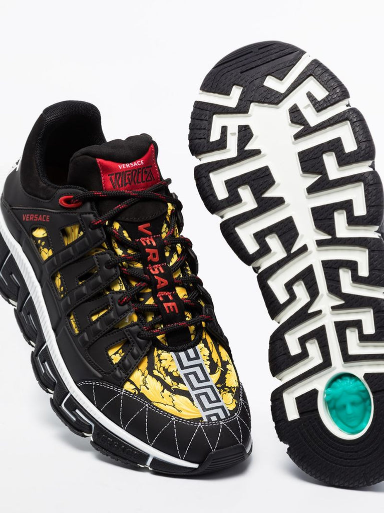 Black Trigreca Low Top Sneakers