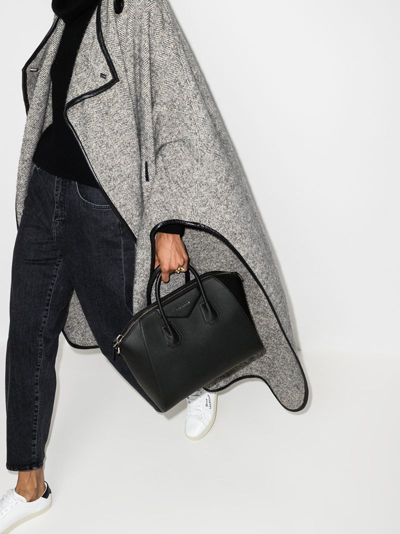 Black Antigona Medium Leather Tote Bag