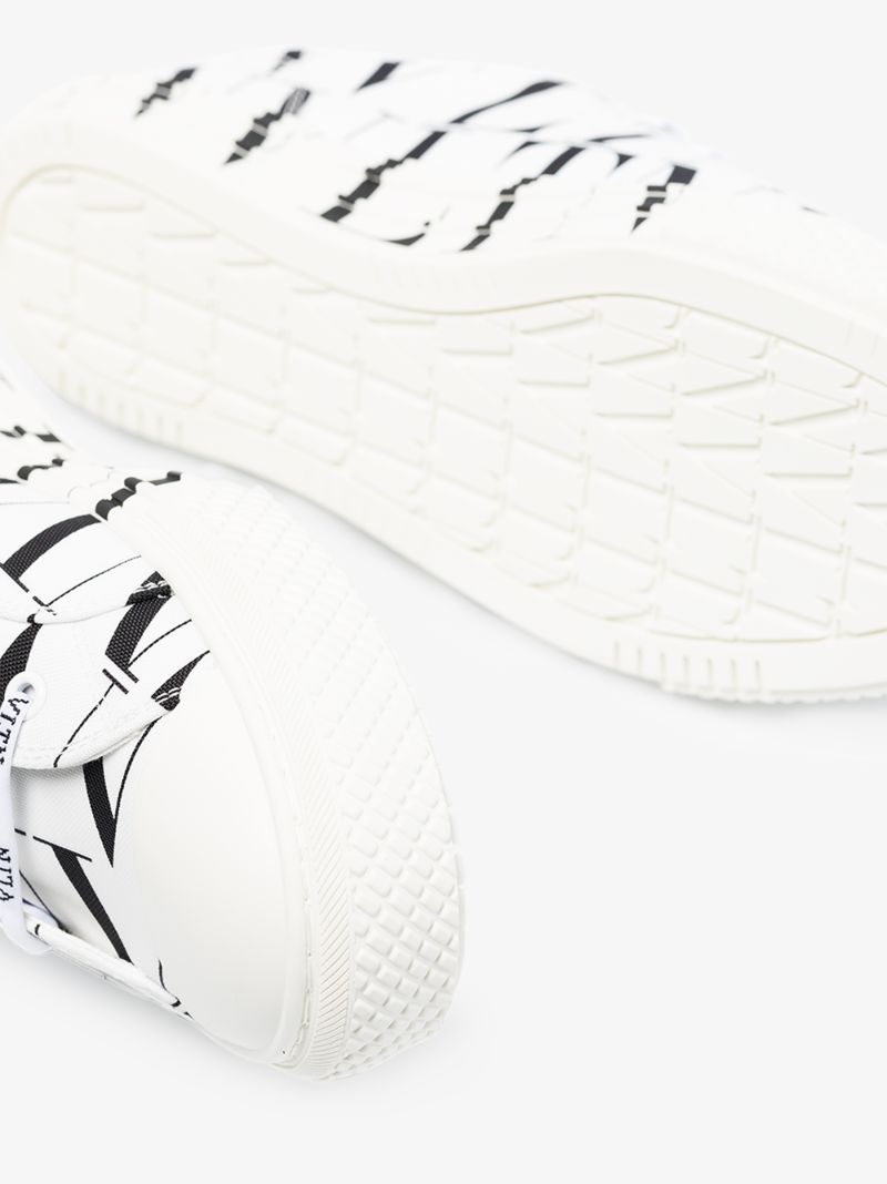 White Vltn Times Giggies Sneakers