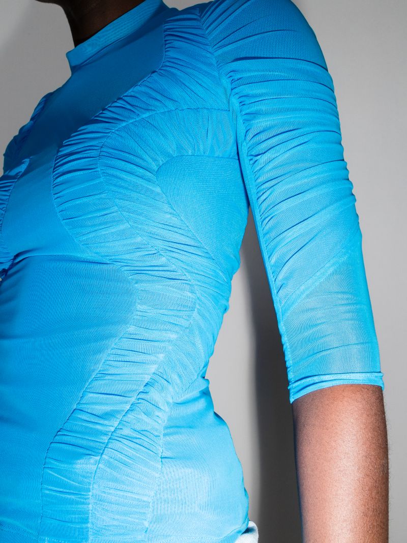 Hydrodynamic Fitted Top