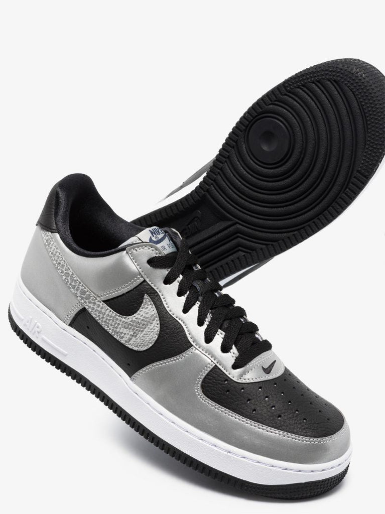 Black Air Force 1 B Sneakers