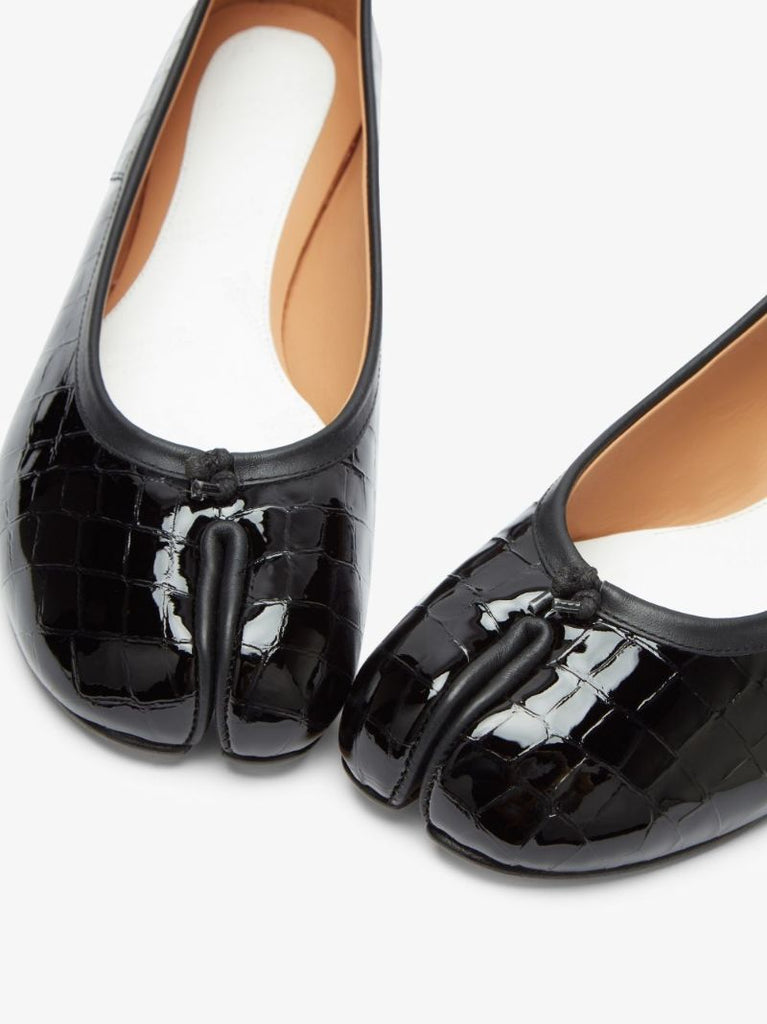 Black Tabi Leather Pumps