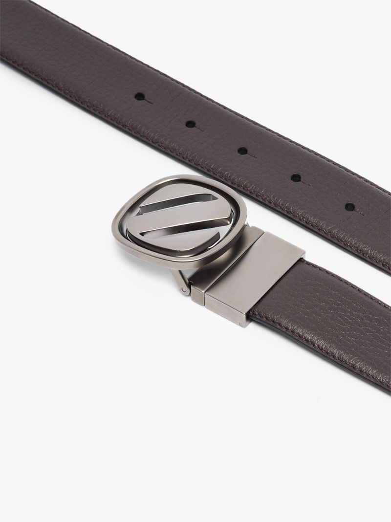 Brown Buckle Grained Leather Belt