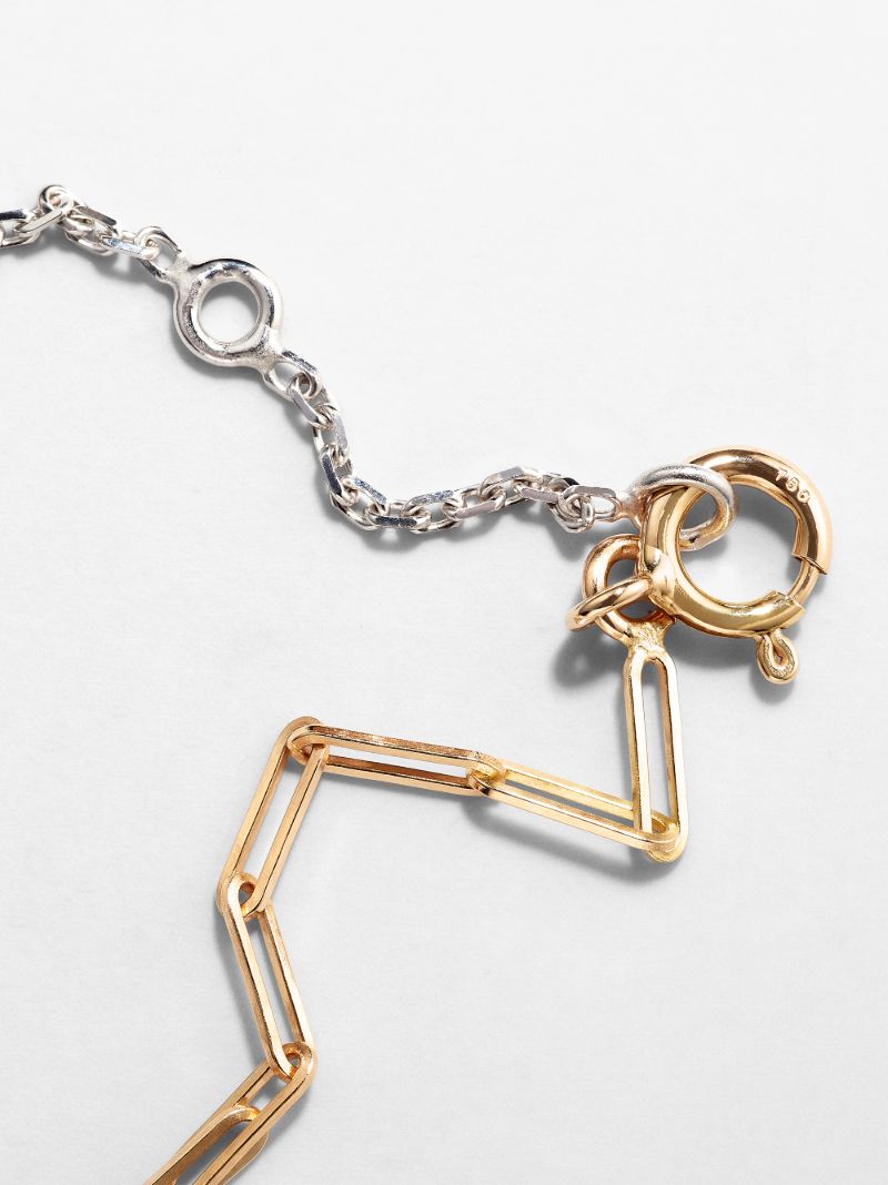 18k Yellow Gold Solitaire Pear Diamond Bracelet