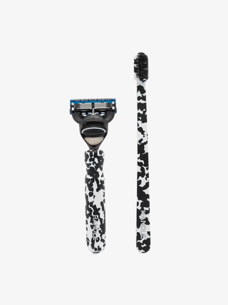 Black and White Razor and Toothbrush Set