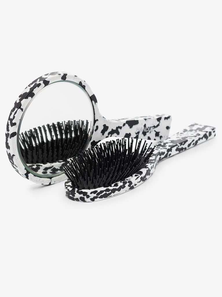 Black and White Grooming Kit