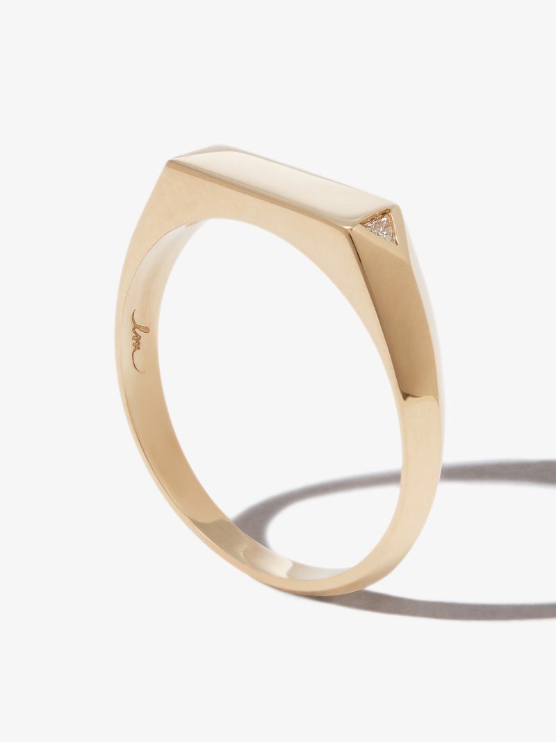 18k Yellow Gold Chevron Diamond Signet Ring