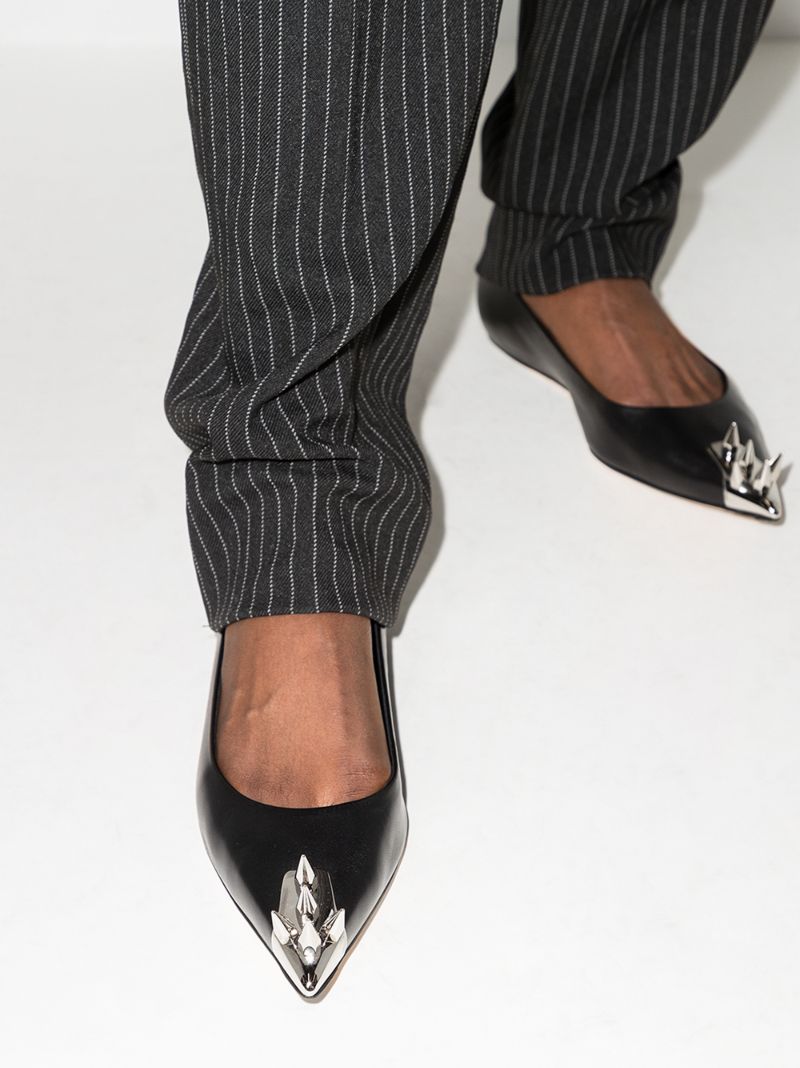 Black Punk Stud Leather Pumps