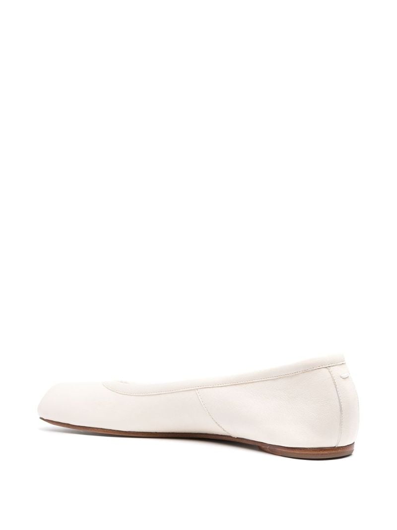 White Tabi Leather Pumps