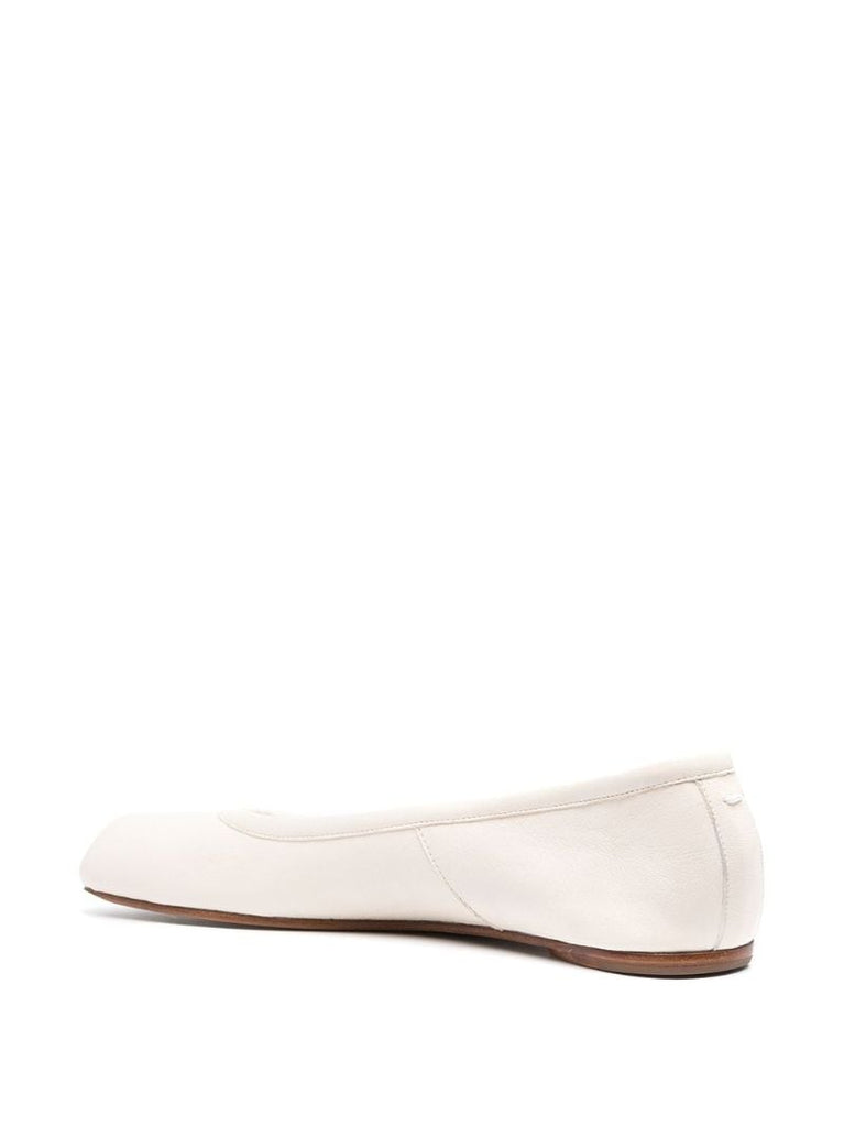 White Tabi Leather Pumps