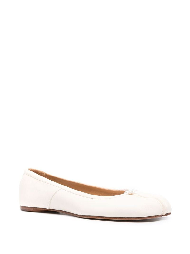 White Tabi Leather Pumps