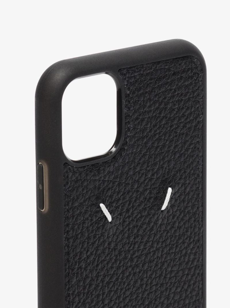 Four-stich Iphone 11 Cover