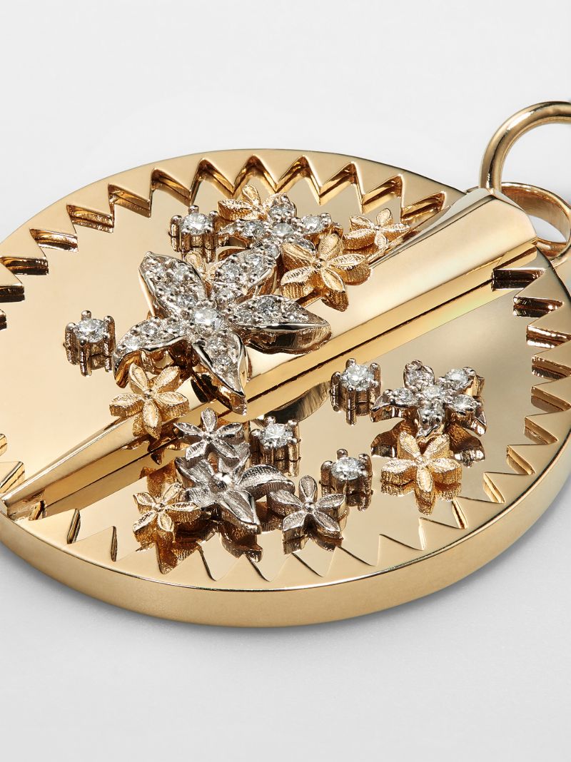 18k Yellow Gold Resilience Large Diamond Medallion Charm