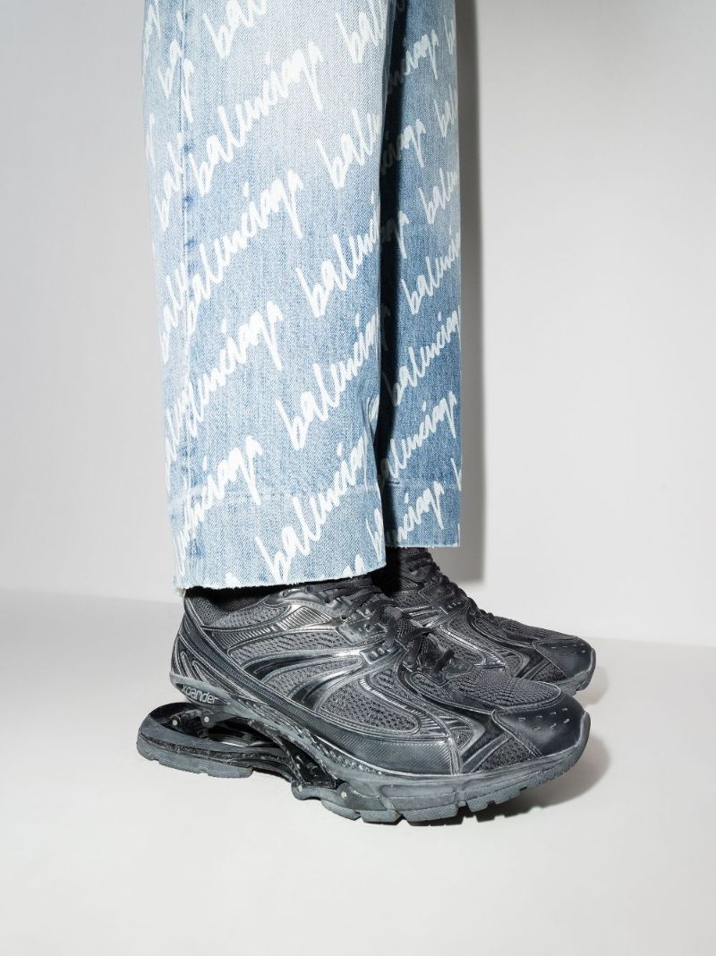 X-pander Low-top Sneakers