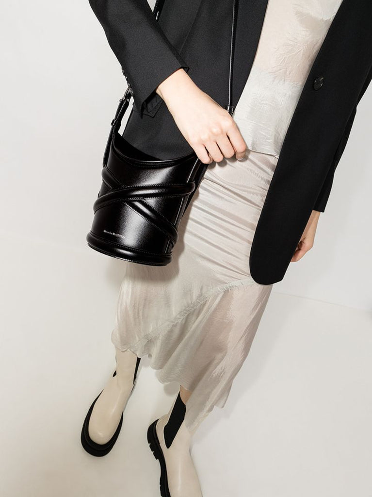 Black the Curve Leather Cross Body Bag