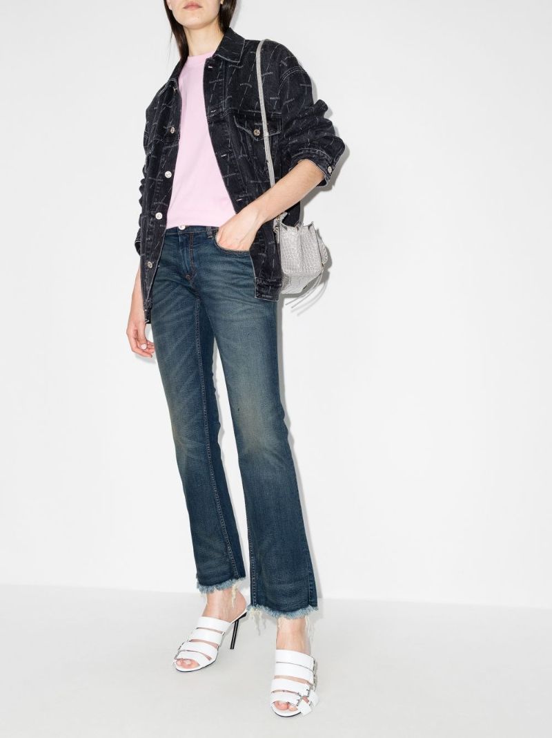Low-rise Flared Jeans