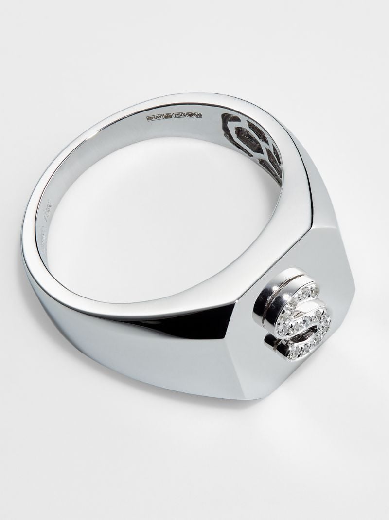 18k White Gold S Initial Diamond Ring