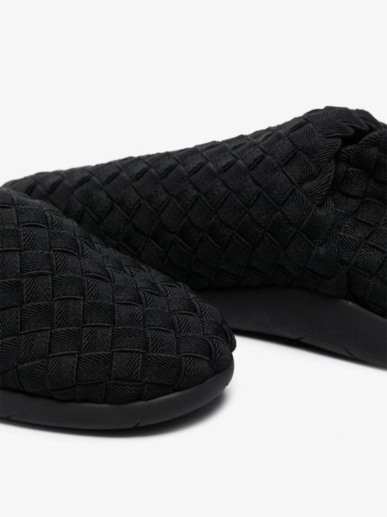 Black Plat Woven Sneakers