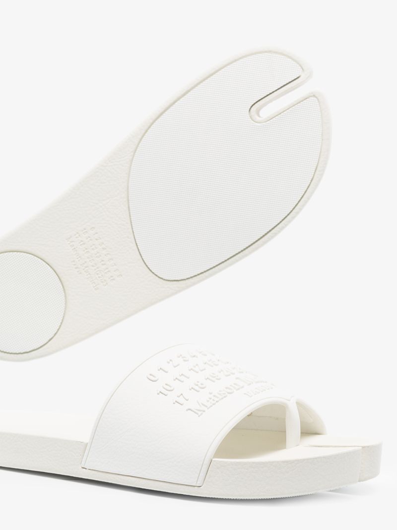 White Tabi Embossed Logo Slides