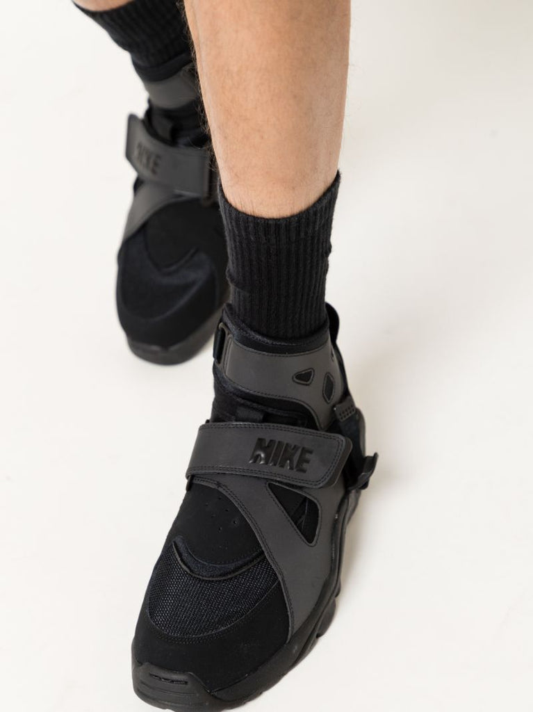 X Nike Black Carnivore Sneakers