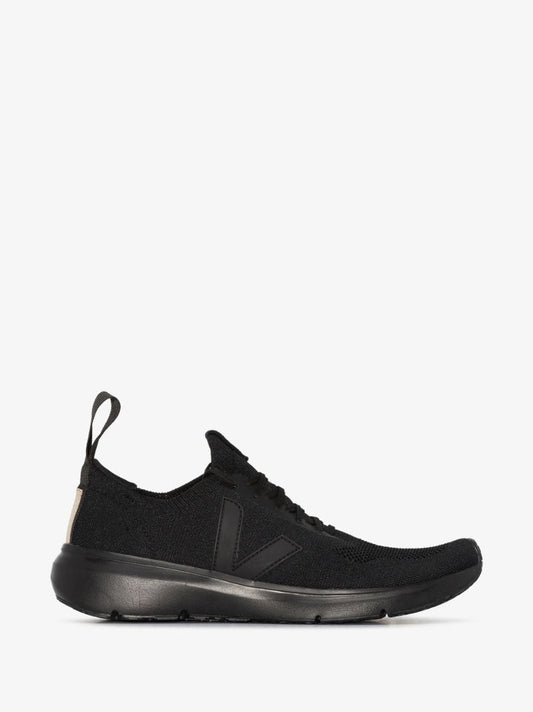 X Veja Black Runner Style 2 V-knit Sneakers
