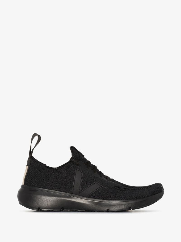 X Veja Black Runner Style 2 V-knit Sneakers