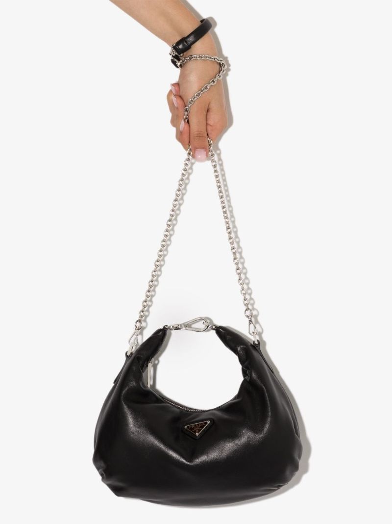 Chain-link Detail Shoulder Bag