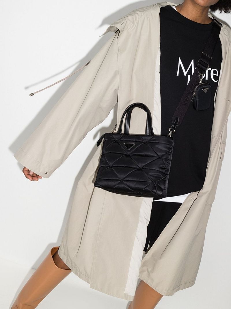 Logo-plaque Quilted Tote Bag
