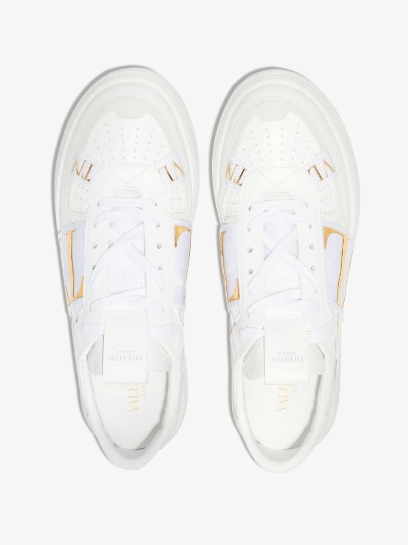 White Vl7n Low Top Leather Sneakers