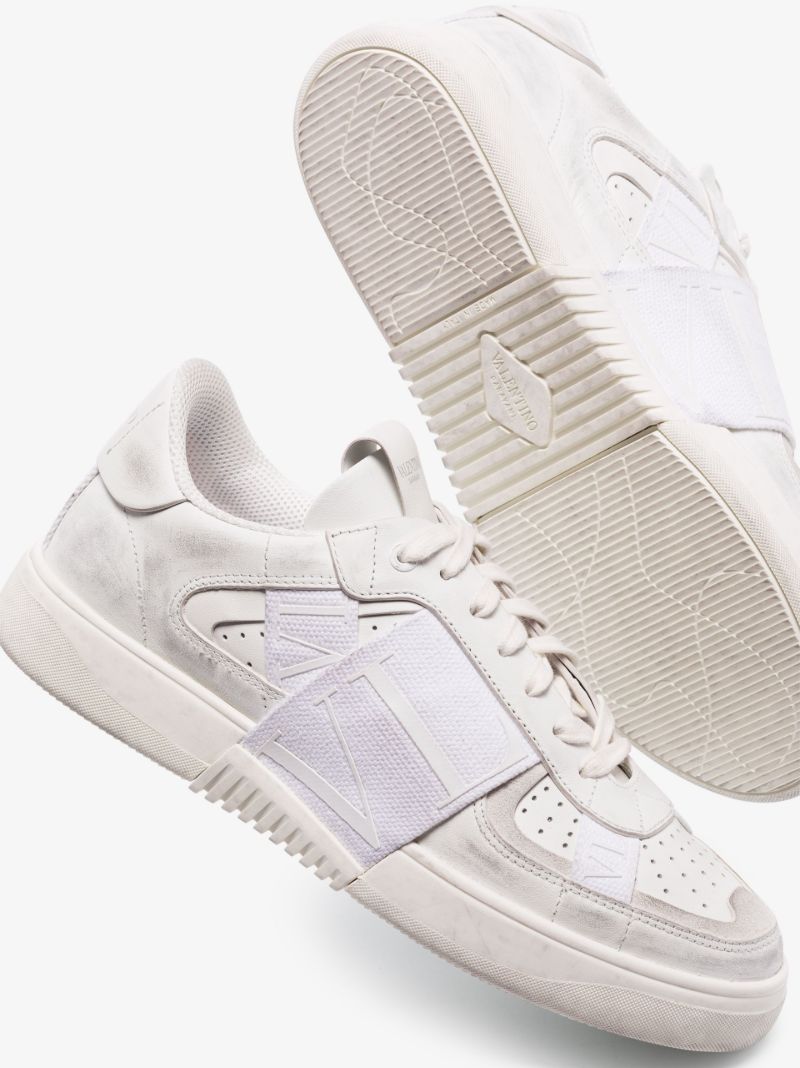 White Vl7n Leather Sneakers