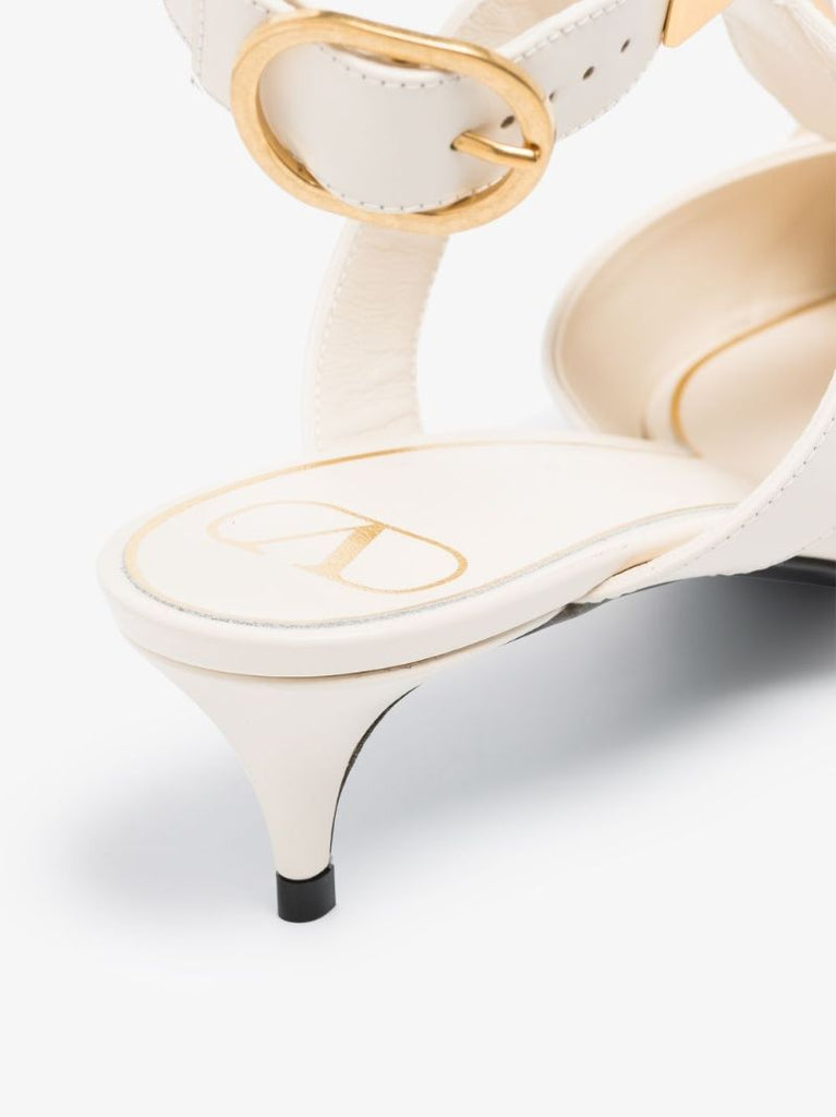 Neutral Roman Stud 40 Leather Pumps