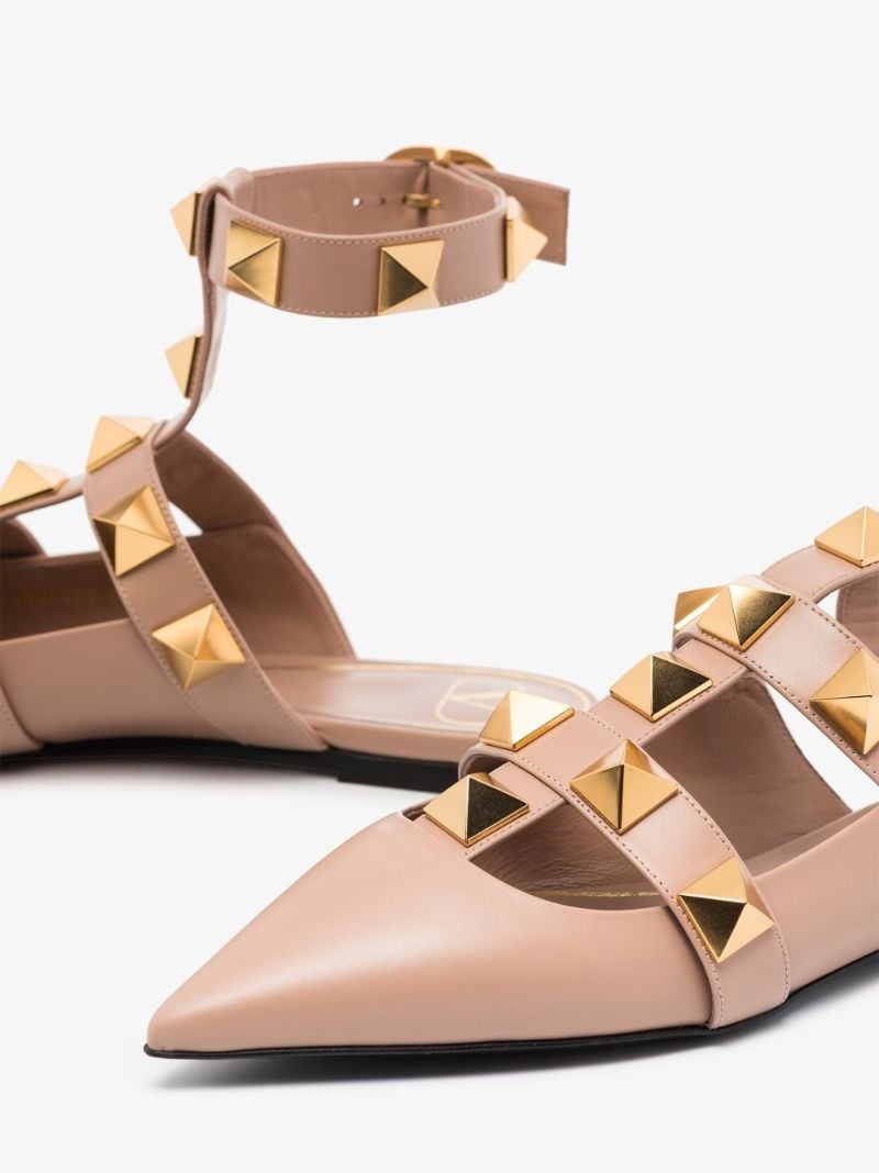 Neutral Roman Stud Leather Pumps