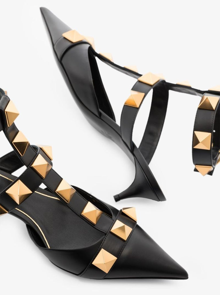Black Roman Stud 40 Leather Pumps