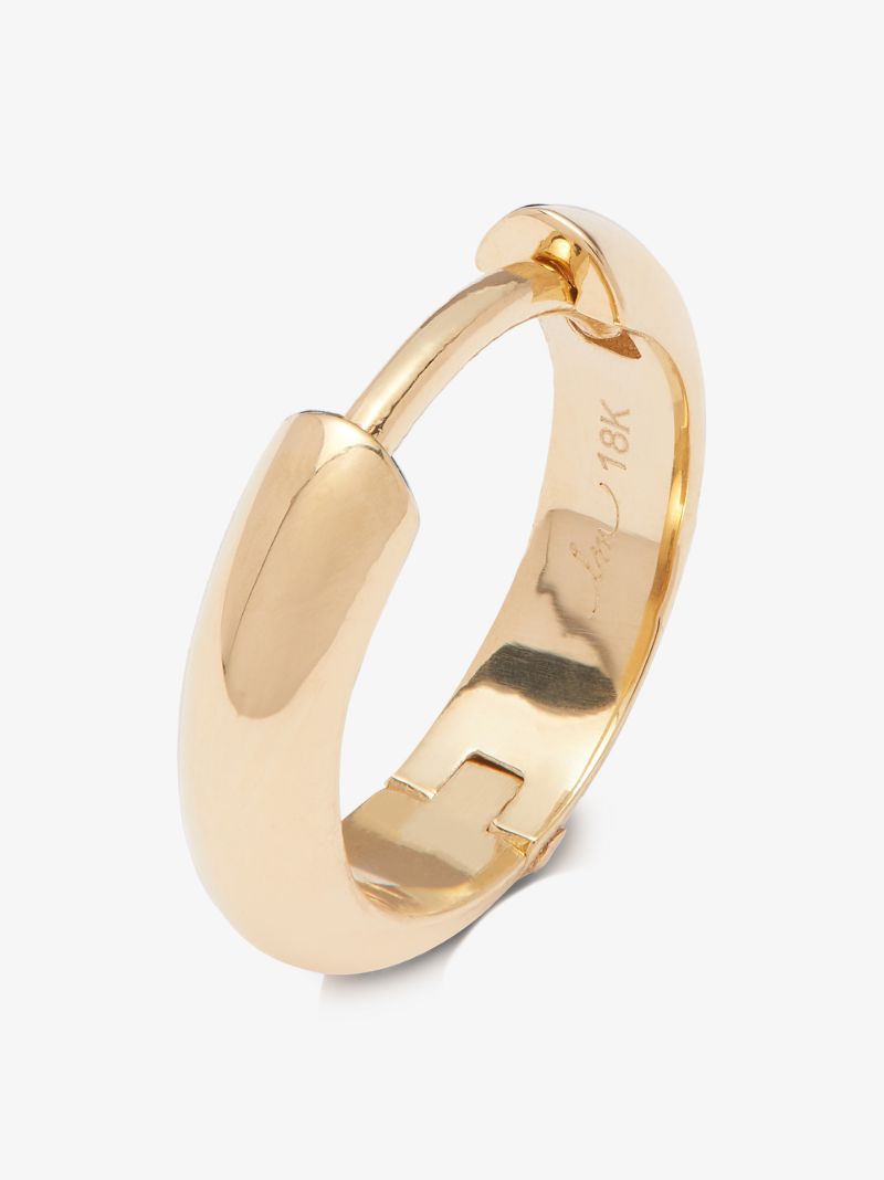 18k Yellow Gold Huggie Hoop Earring