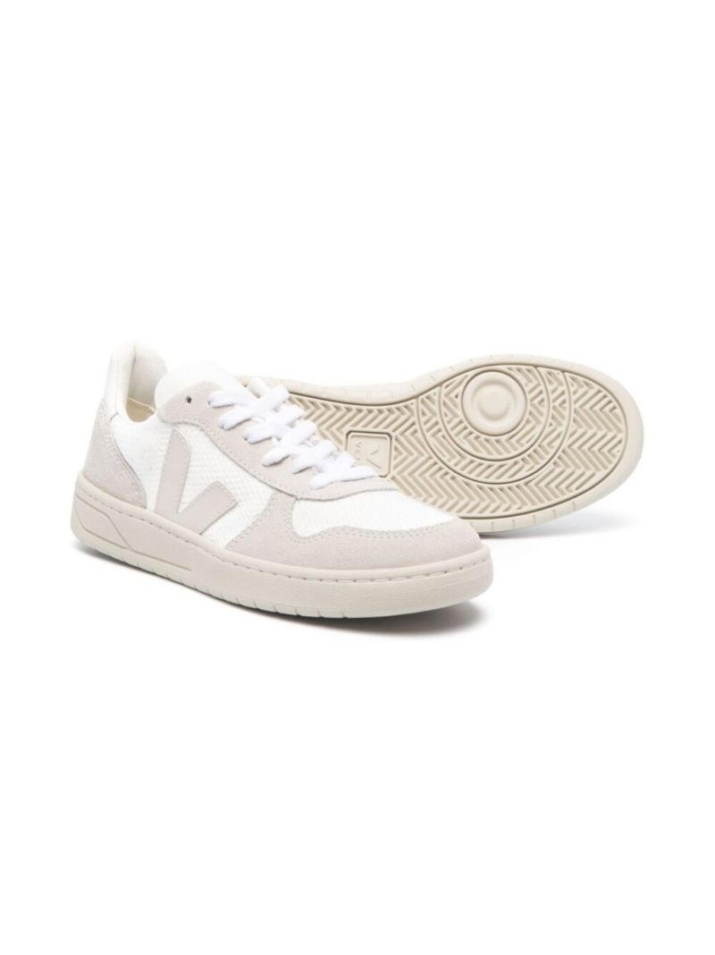White V-10 B-mesh Low Top Sneakers