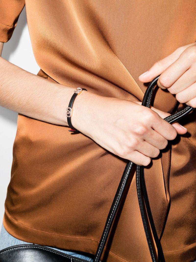 Black Vlogo Signature Leather Bracelet
