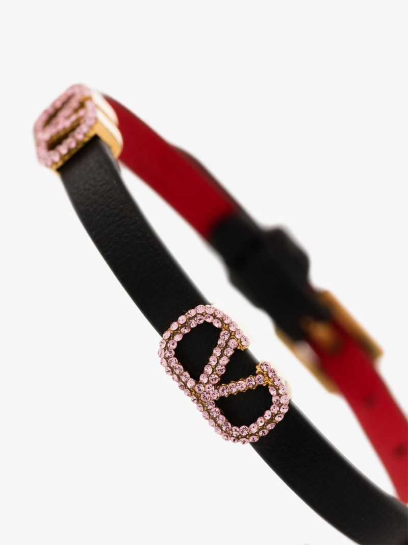Black Vlogo Signature Leather Bracelet