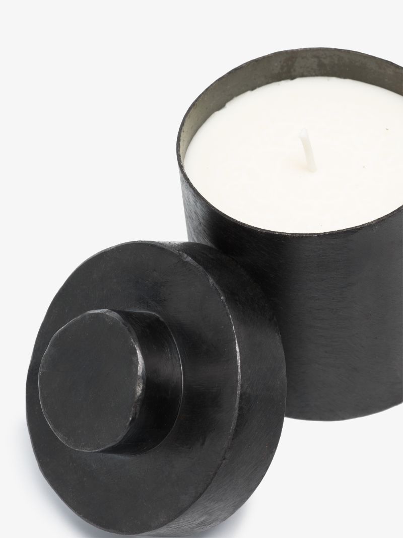 Black and White Cypres De Max Candle