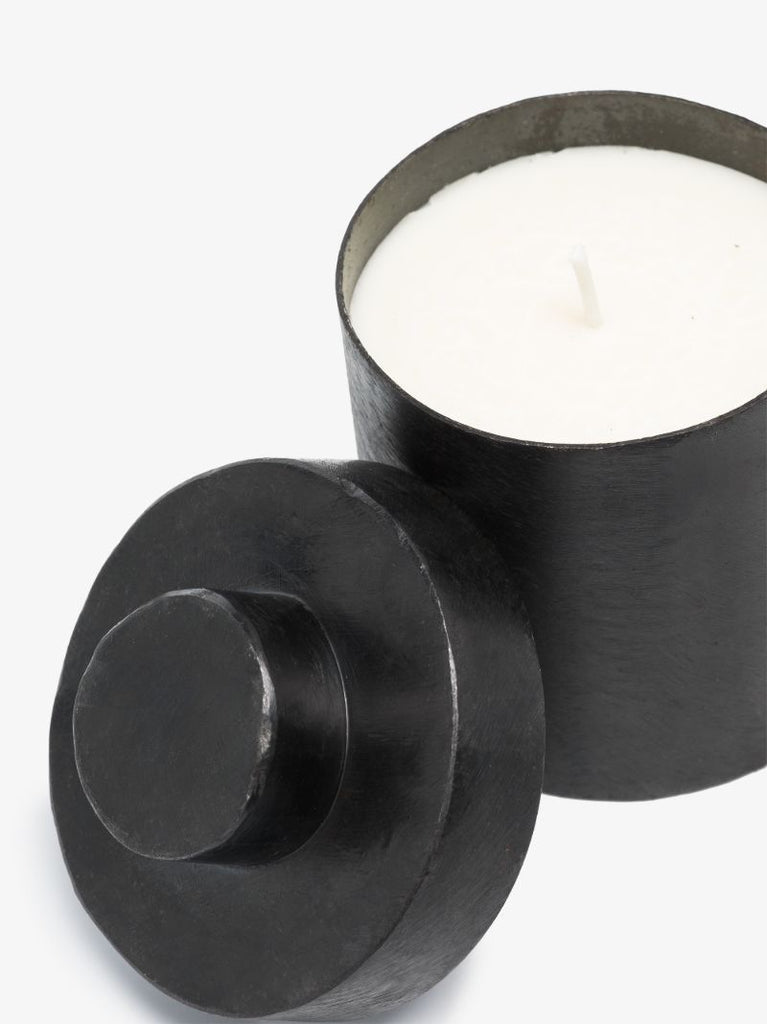 Black and White Cypres De Max Candle