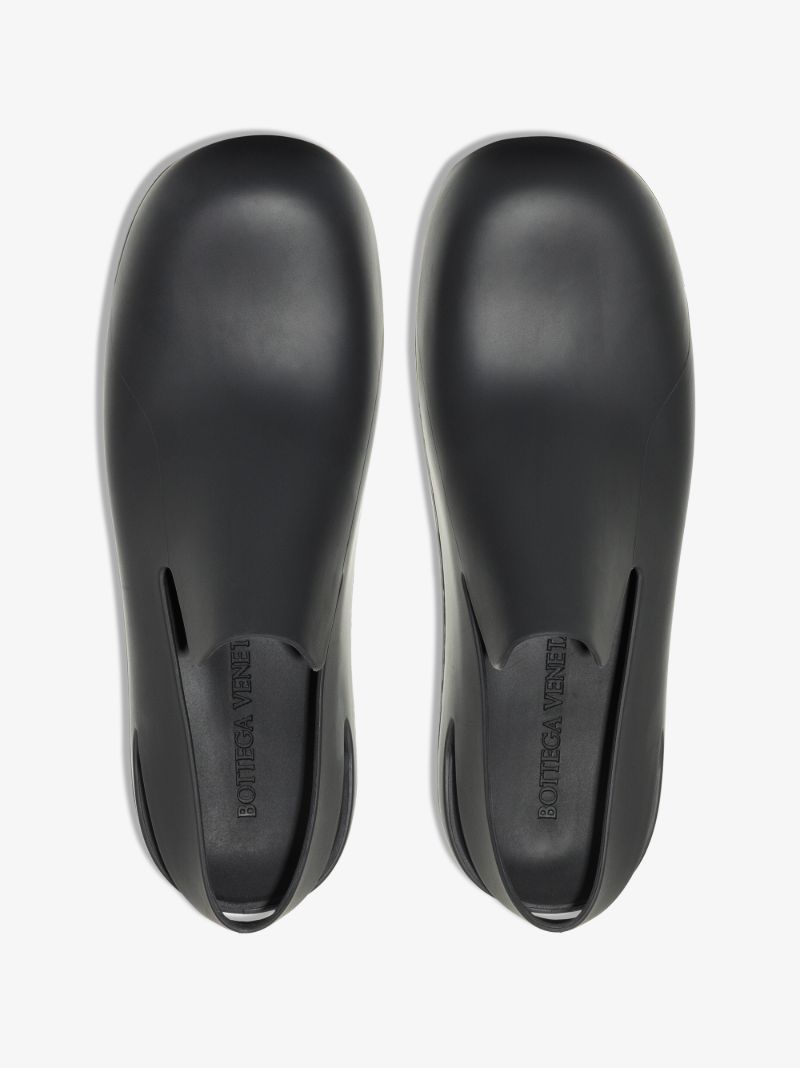 Black Puddle Rubber Slippers