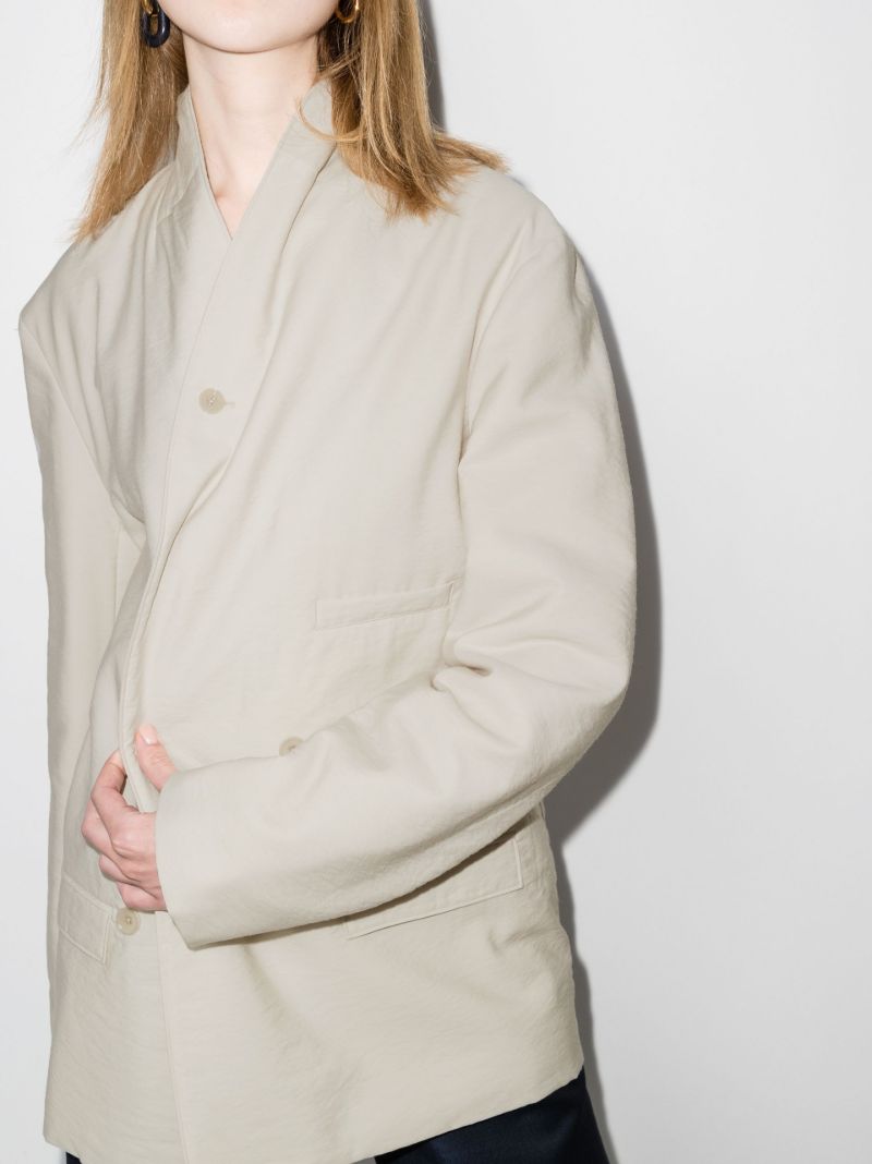 Wadded Double-breasted Tie Jacket