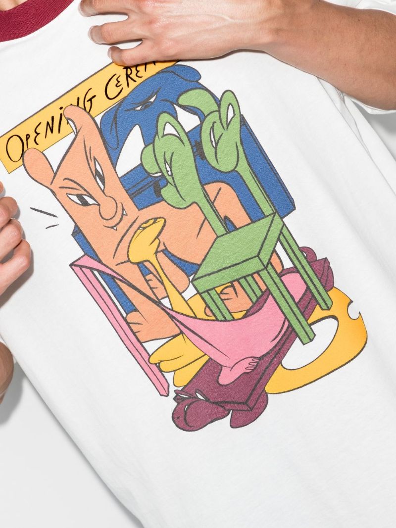 Animal Chairs Print T-shirt