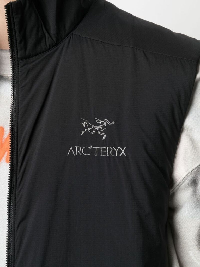 Black Logo Stamp Zip-up Vest