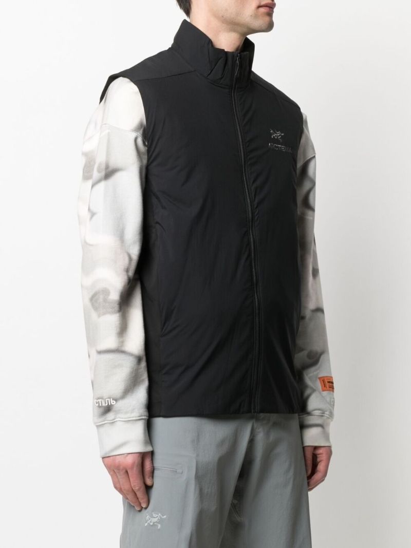Black Logo Stamp Zip-up Vest