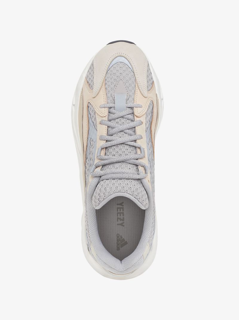 Neutral Boost 700 V2 Cream Sneakers