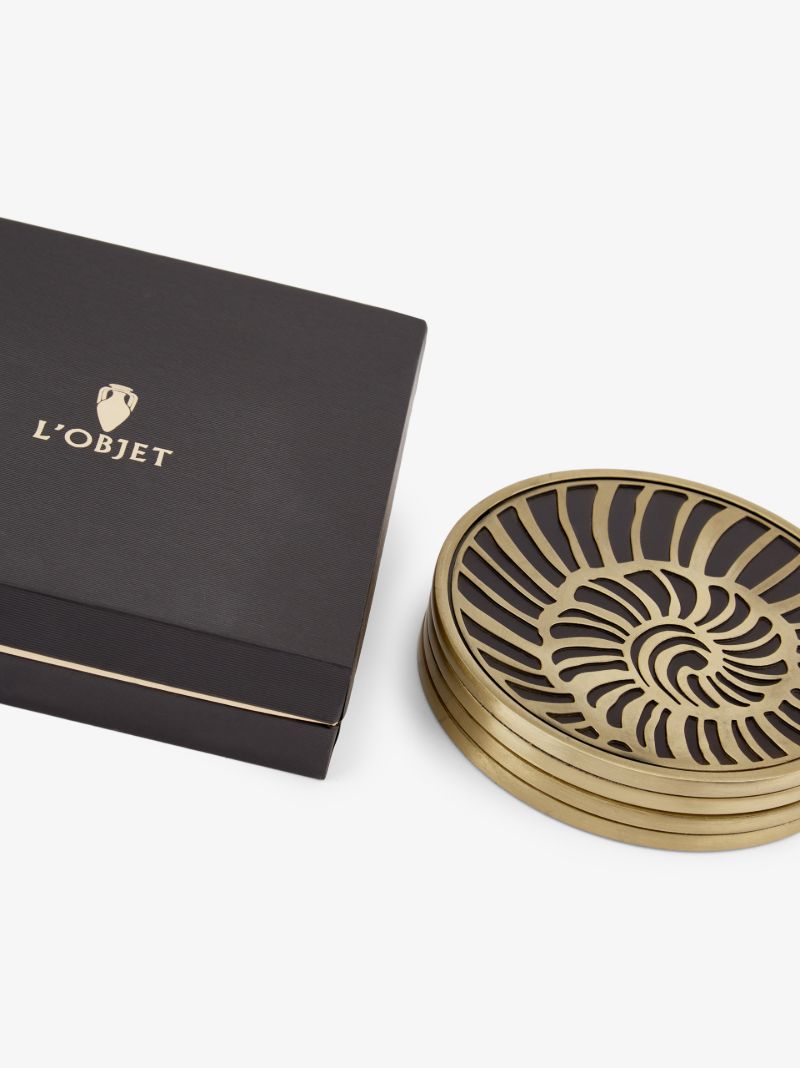 Black and Gold-plated Seashell Coaster Set