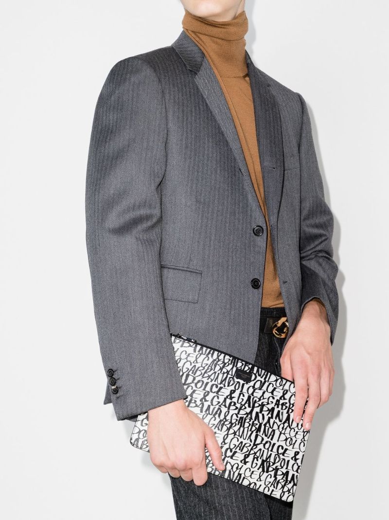 Graffiti Print Zipped Clutch