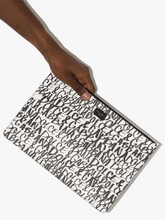 Graffiti Print Zipped Clutch